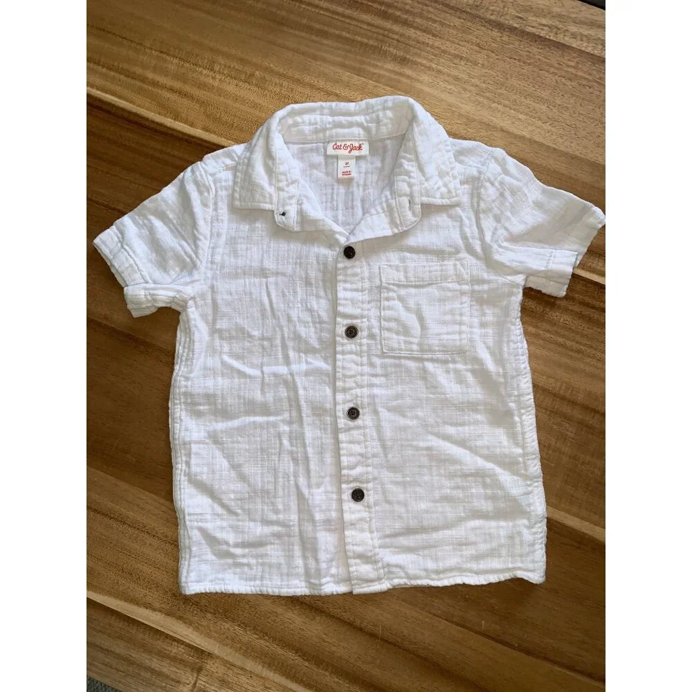 Cat & Jack Boys Toddler White Short Sleeve Button-Up Shirt 100% Cotton Size 5T - Picture 9 of 9